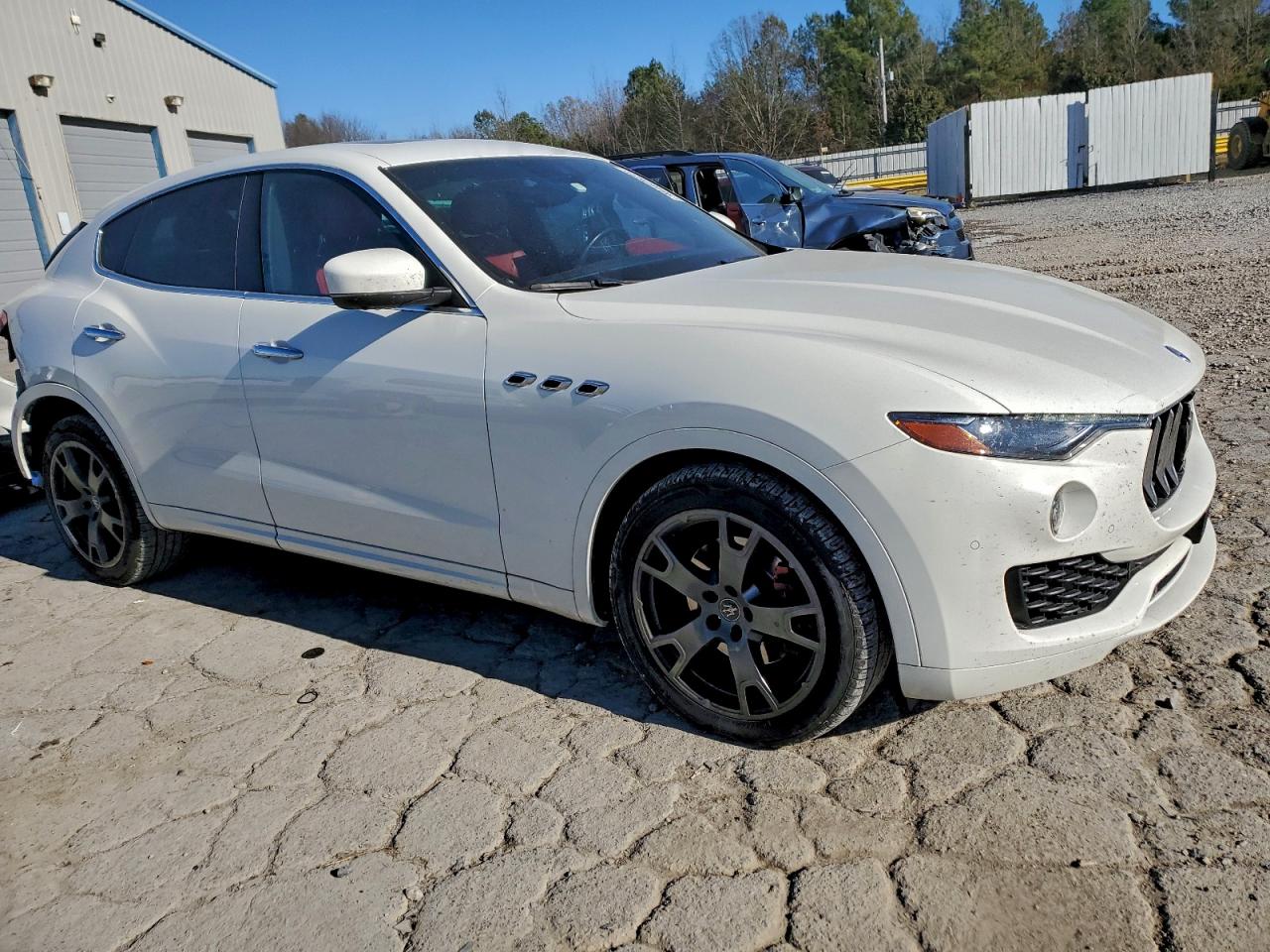Maserati Levante Image 3