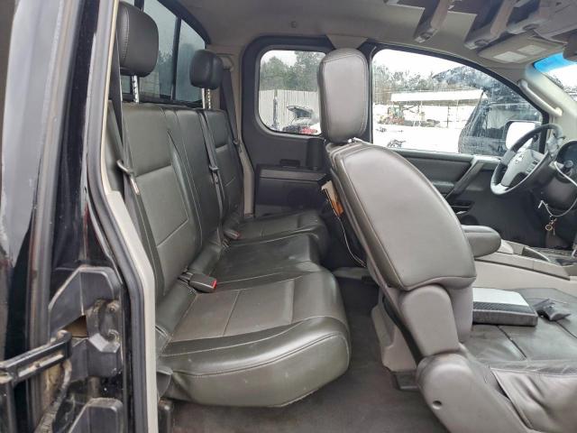 Nissan Titan Xe Image 11