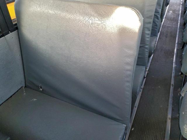 Freightliner Chassis B2 B2b Image 2