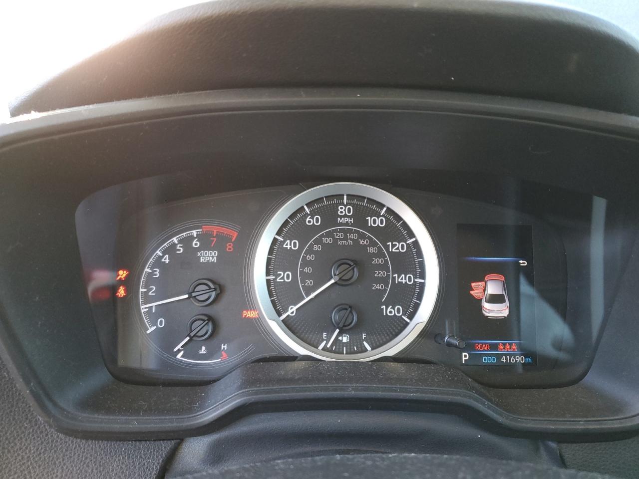 Toyota Corolla Le Image 4