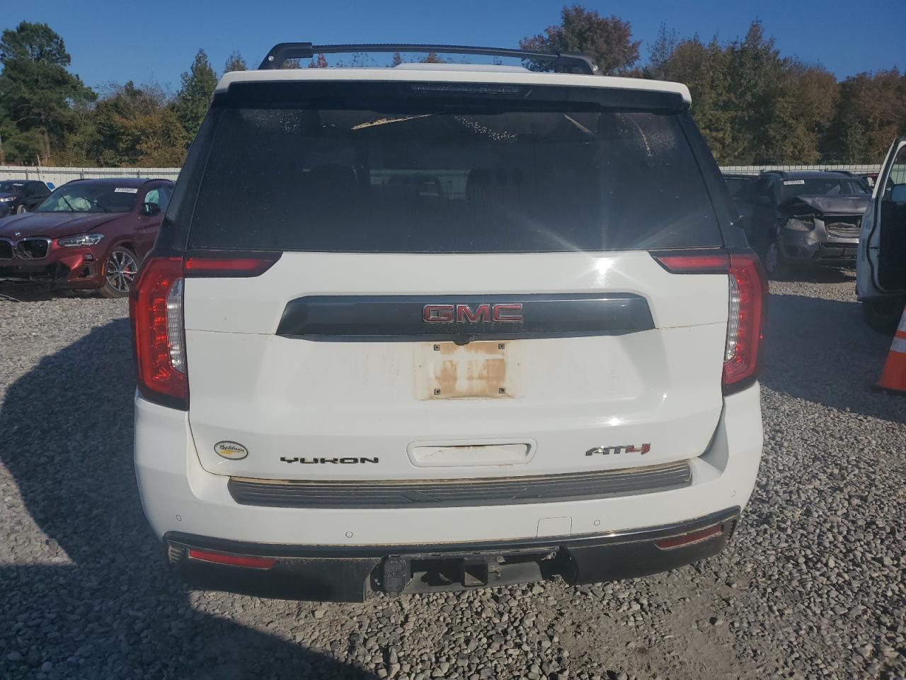 GMC Yukon At4 Image 9