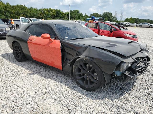 Dodge Challenger R/t Scat Pack Image 2