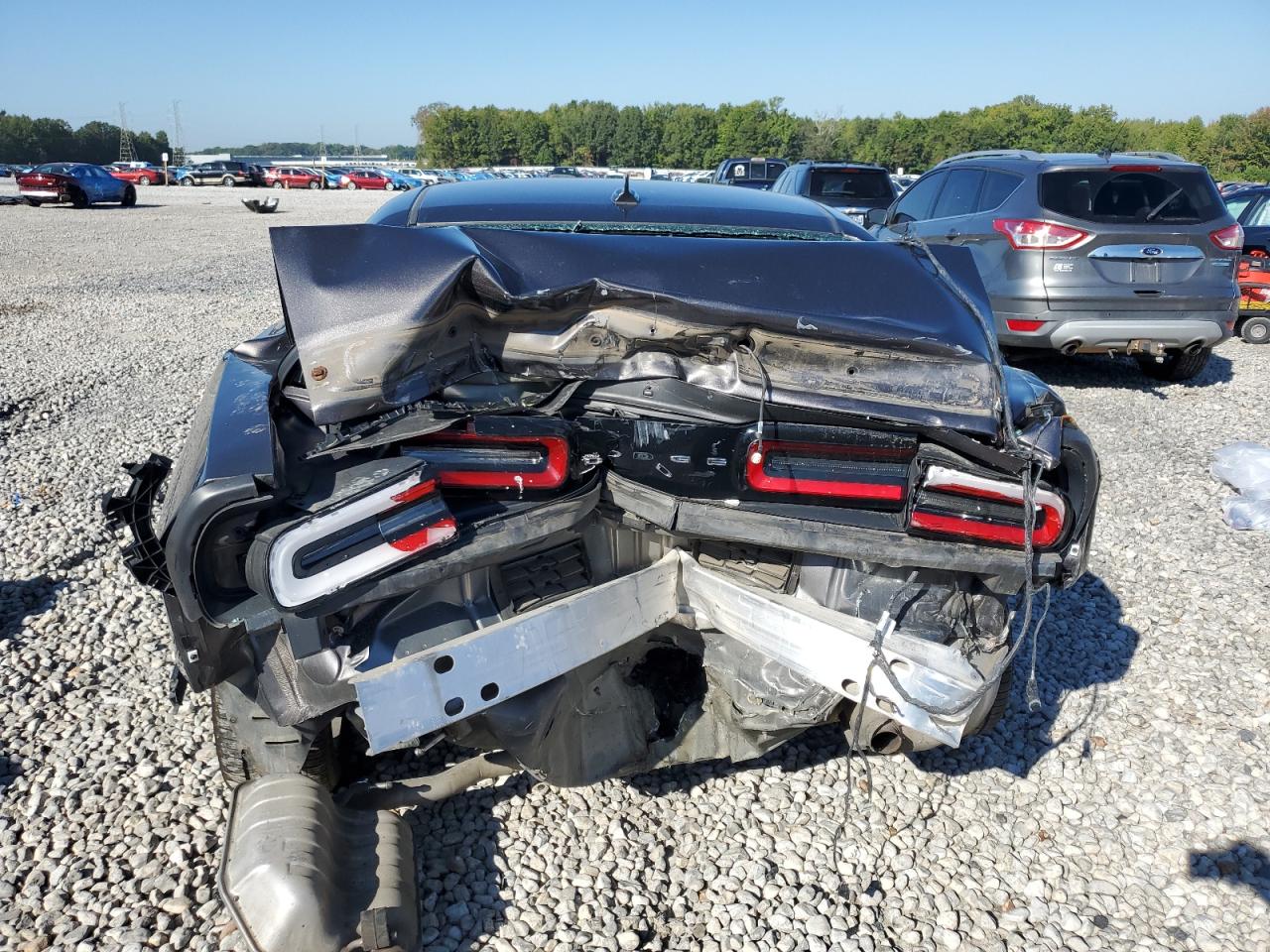 Dodge Challenger Sxt Image 12