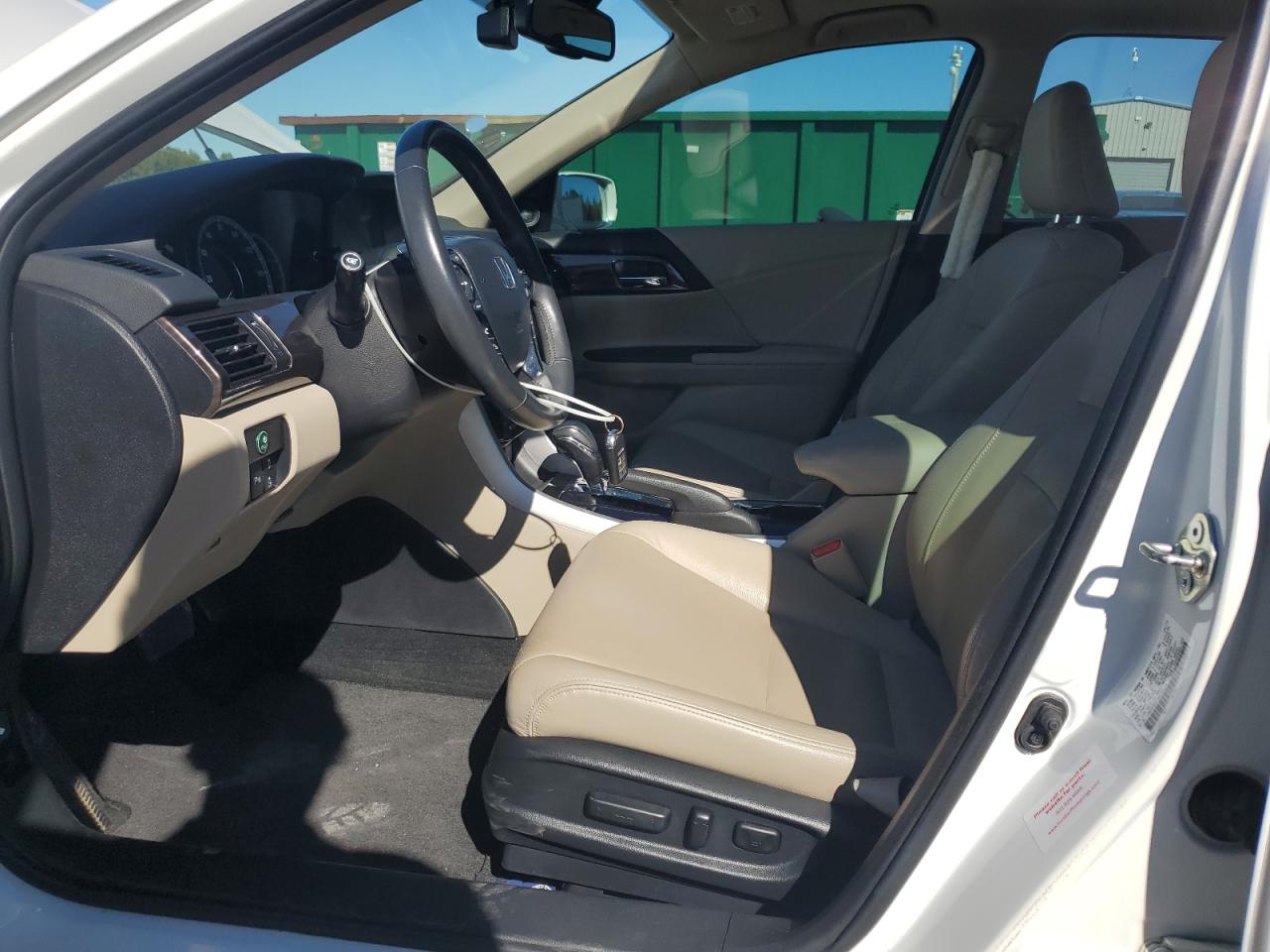 Honda Accord Touring Image 7