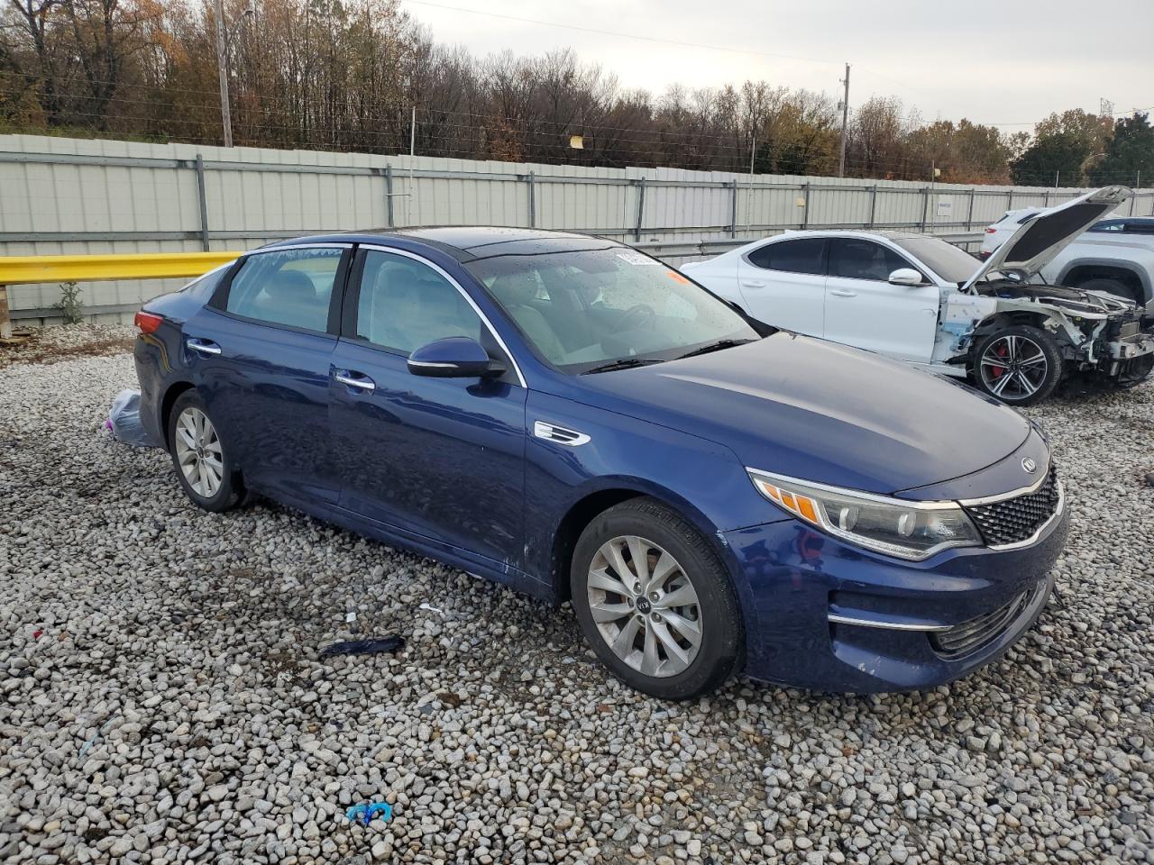 Kia Optima Ex Image 2
