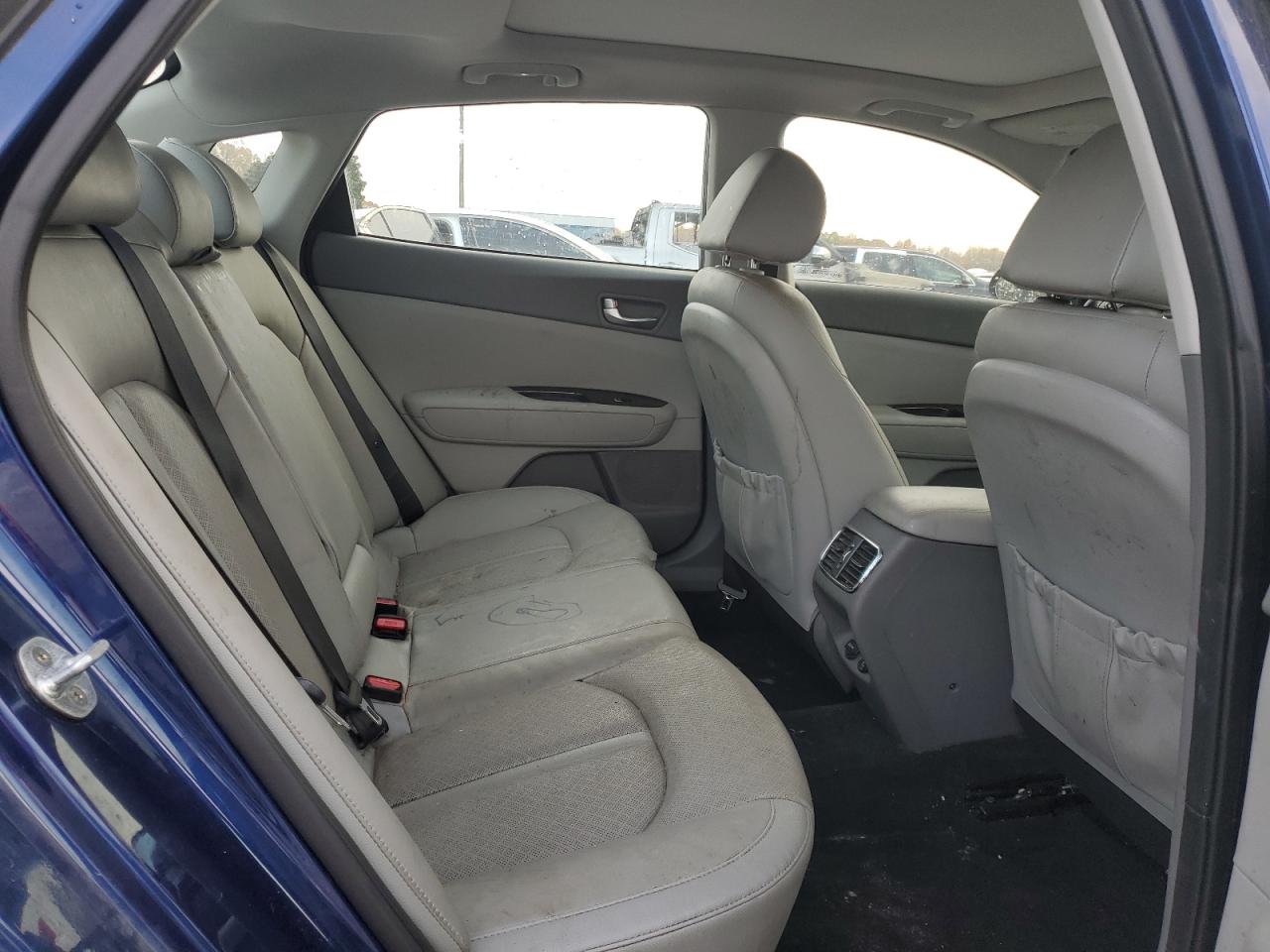 Kia Optima Ex Image 10