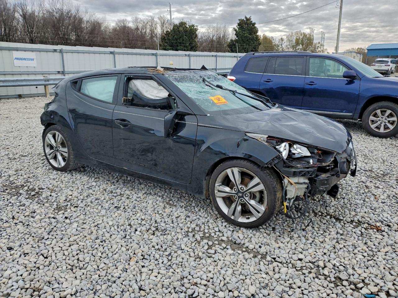 Hyundai VELOSTER Image 7