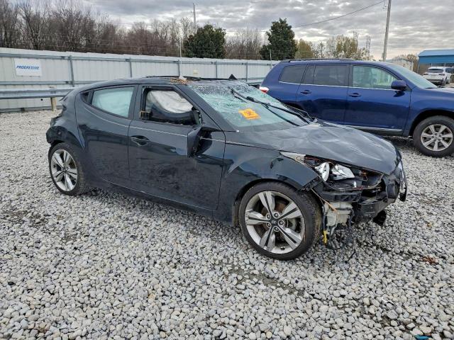 Hyundai VELOSTER Image 7