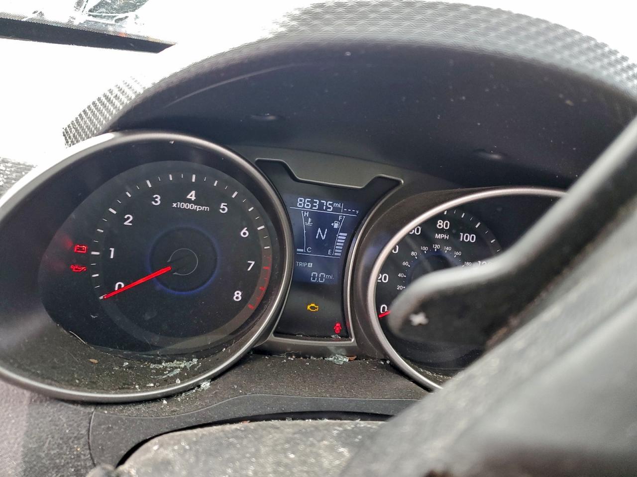 Hyundai VELOSTER Image 4