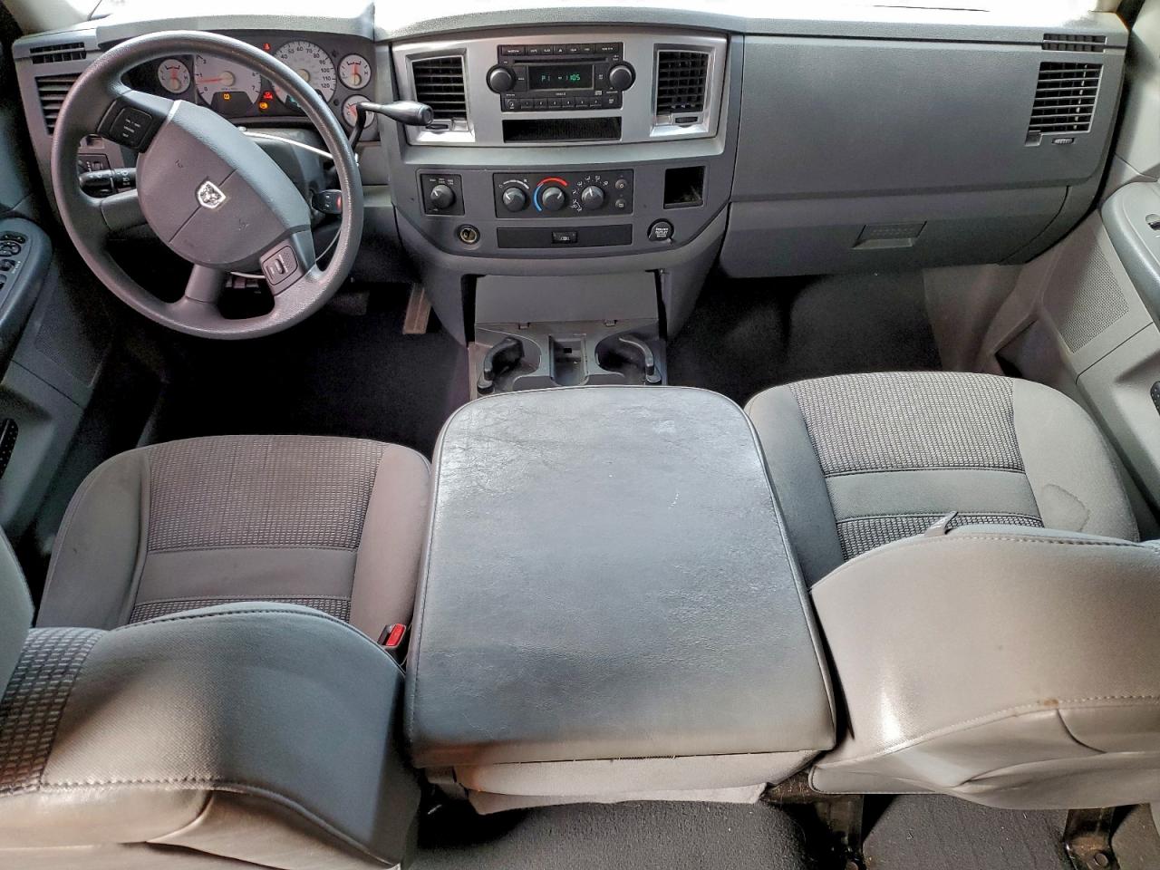 Dodge Ram 1500 St Image 10