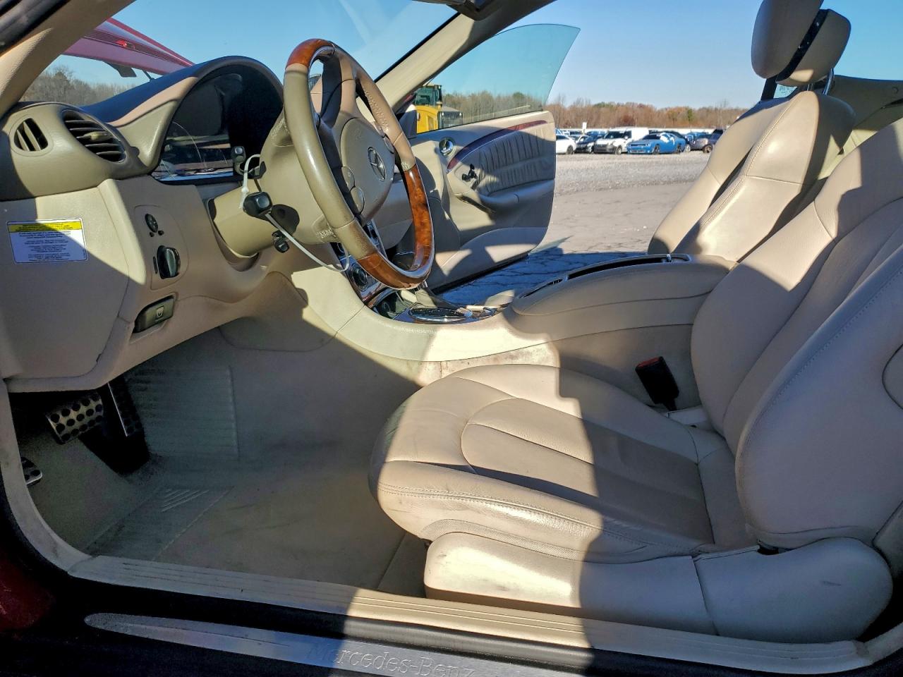 Mercedes-Benz Clk-class 350 Image 5