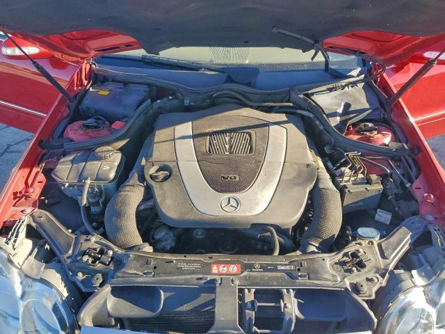 Mercedes-Benz Clk-class 350 Image 12