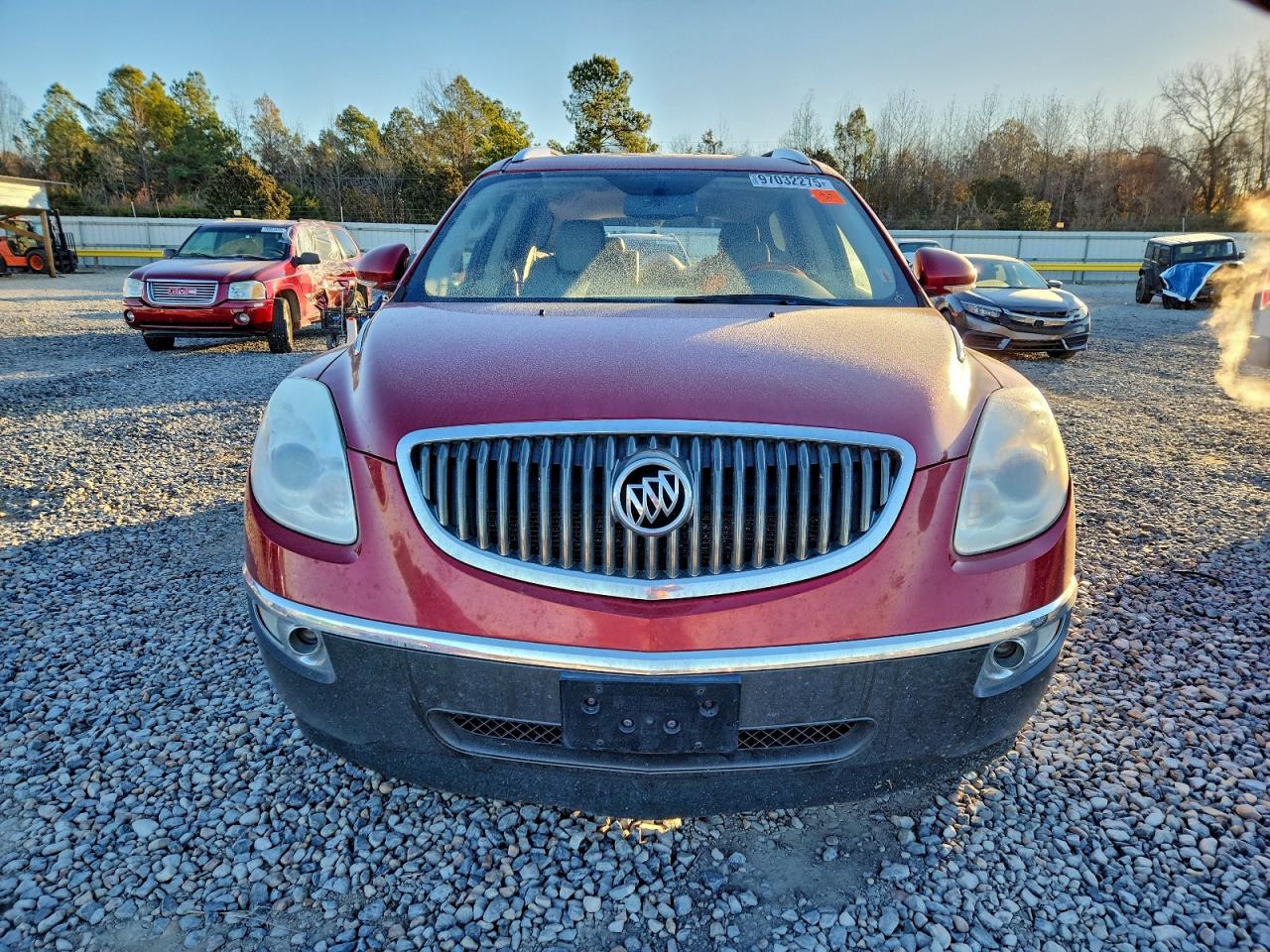 Buick Enclave Image 2