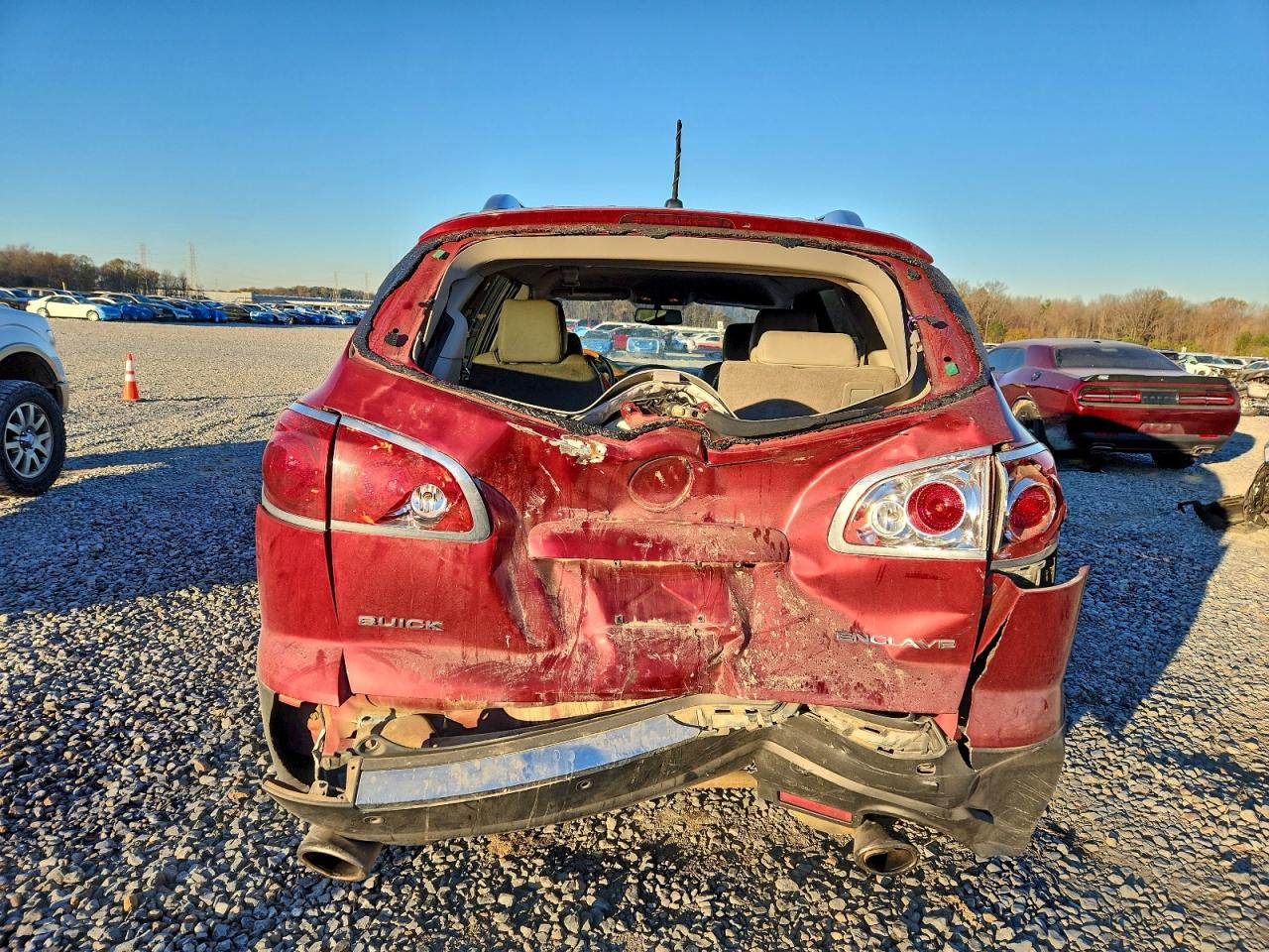 Buick Enclave Image 4