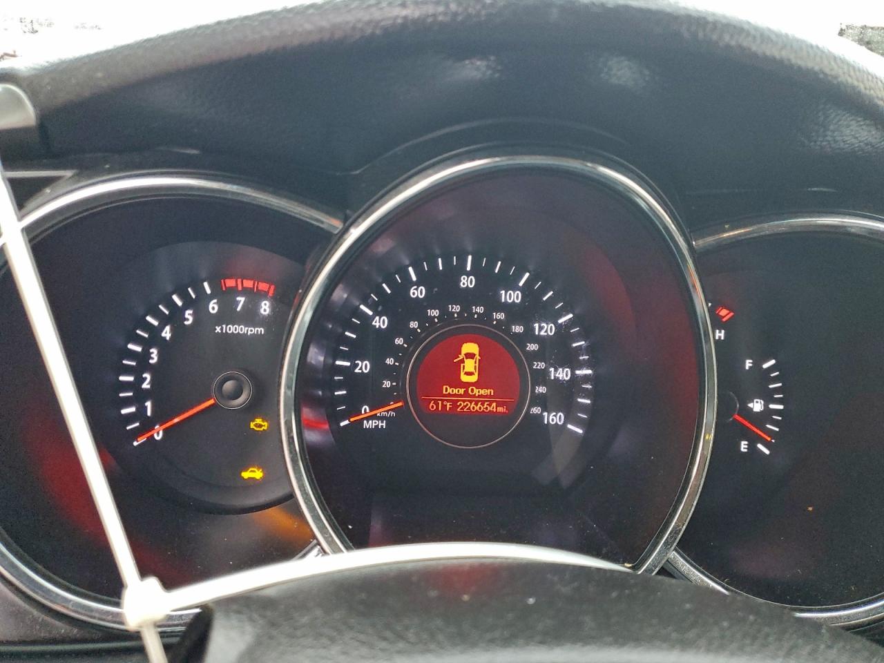 Kia Optima Lx Image 9