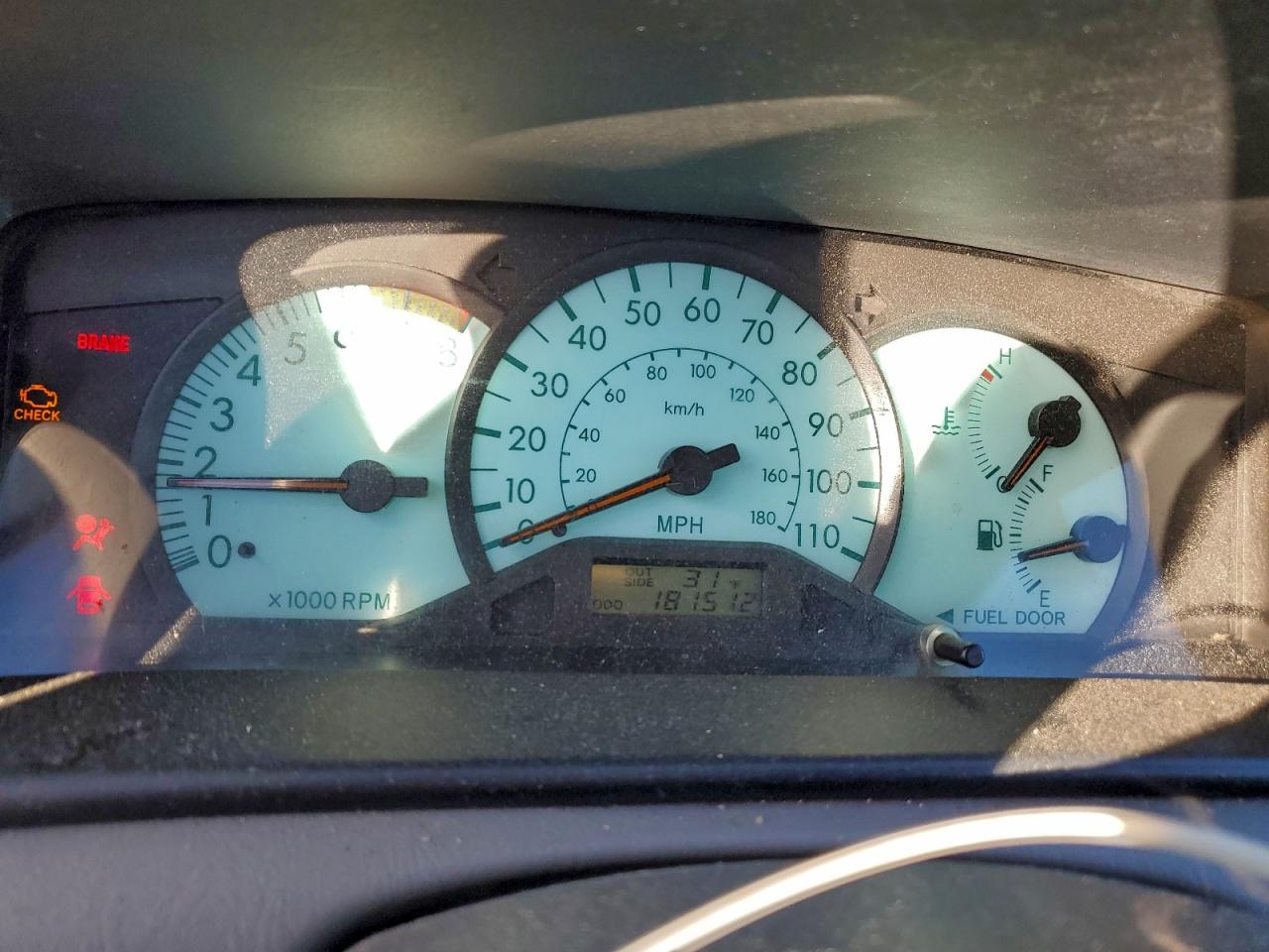 Toyota Corolla Ce Image 11