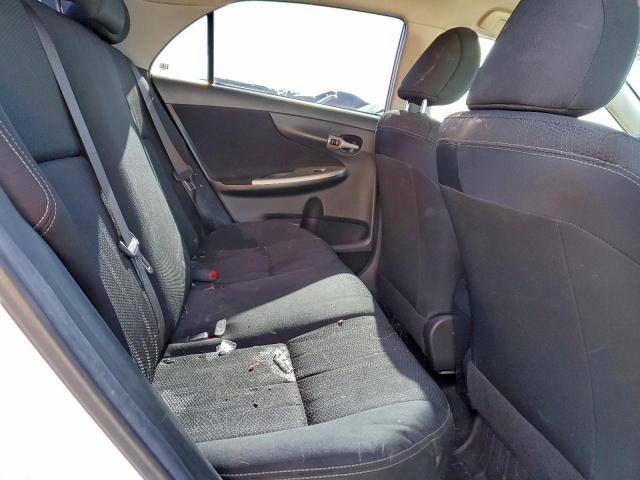 Toyota Corolla Base Image 6