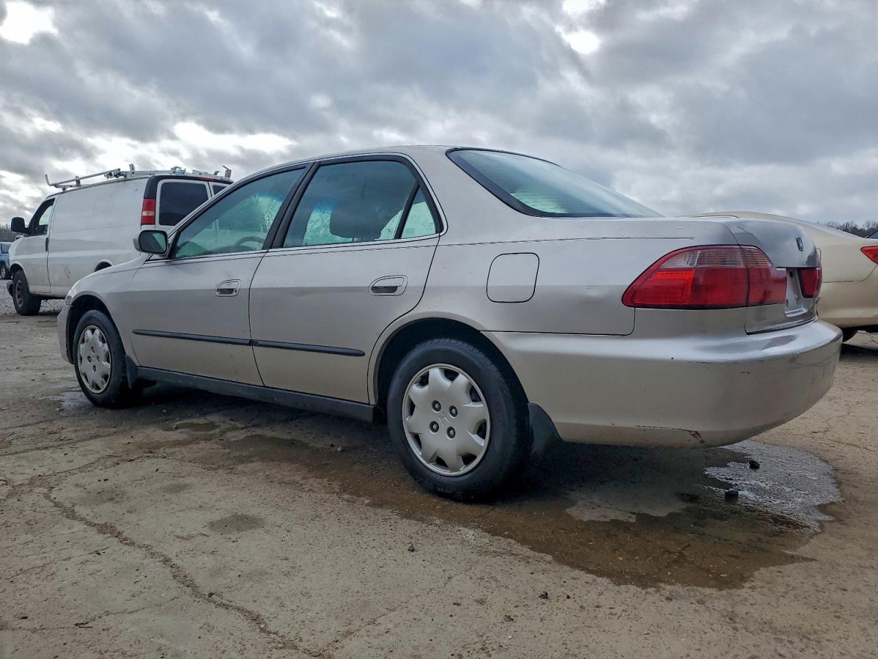 Honda Accord Lx Image 6