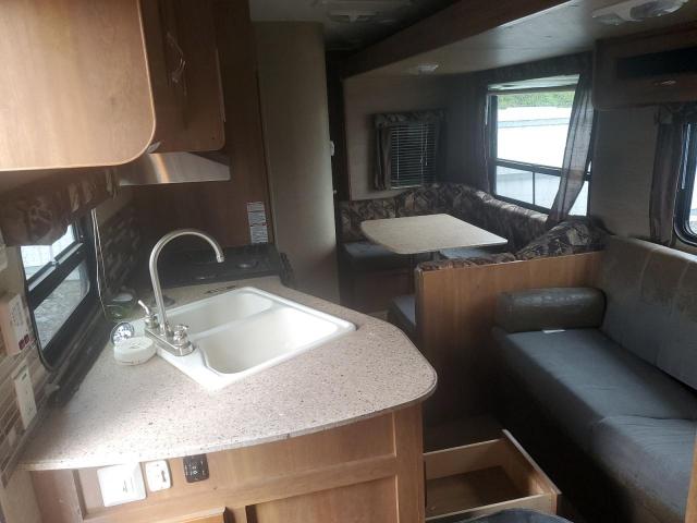 Coachmen Catalina Image 10