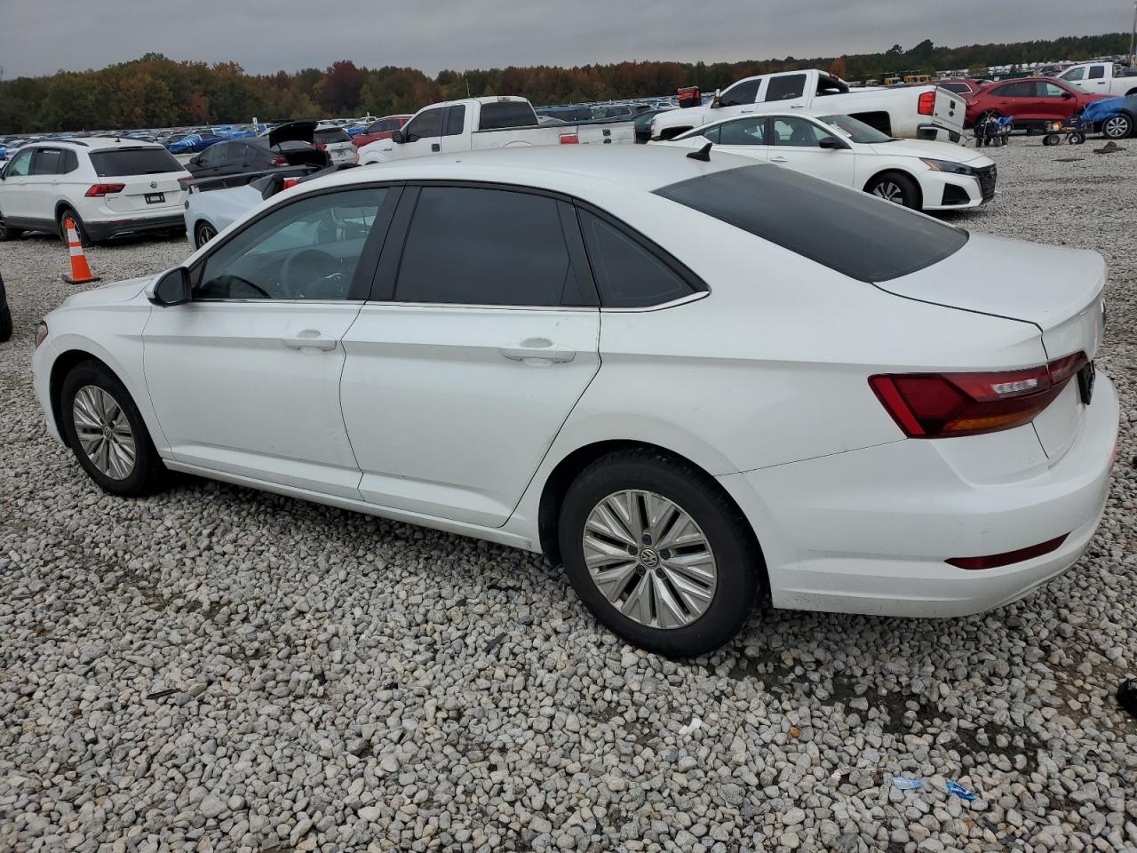 Volkswagen Jetta S Image 10