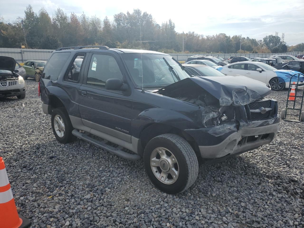 Ford Explorer Sport Image 10