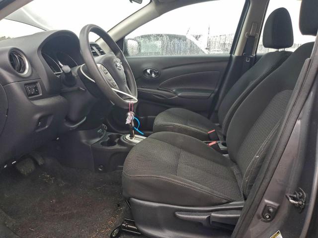 Nissan Versa S Image 5