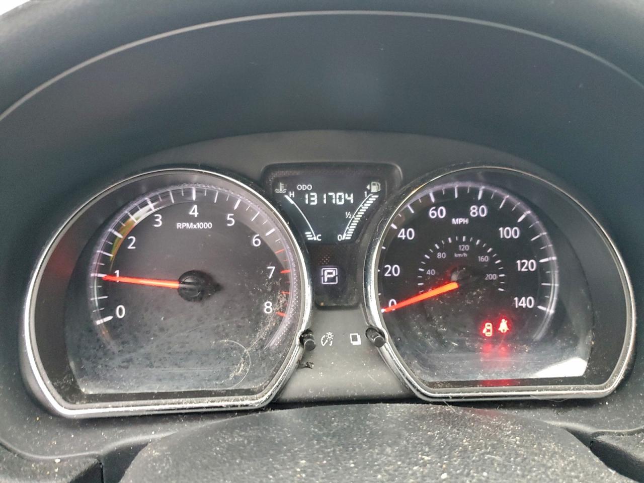 Nissan Versa S Image 12