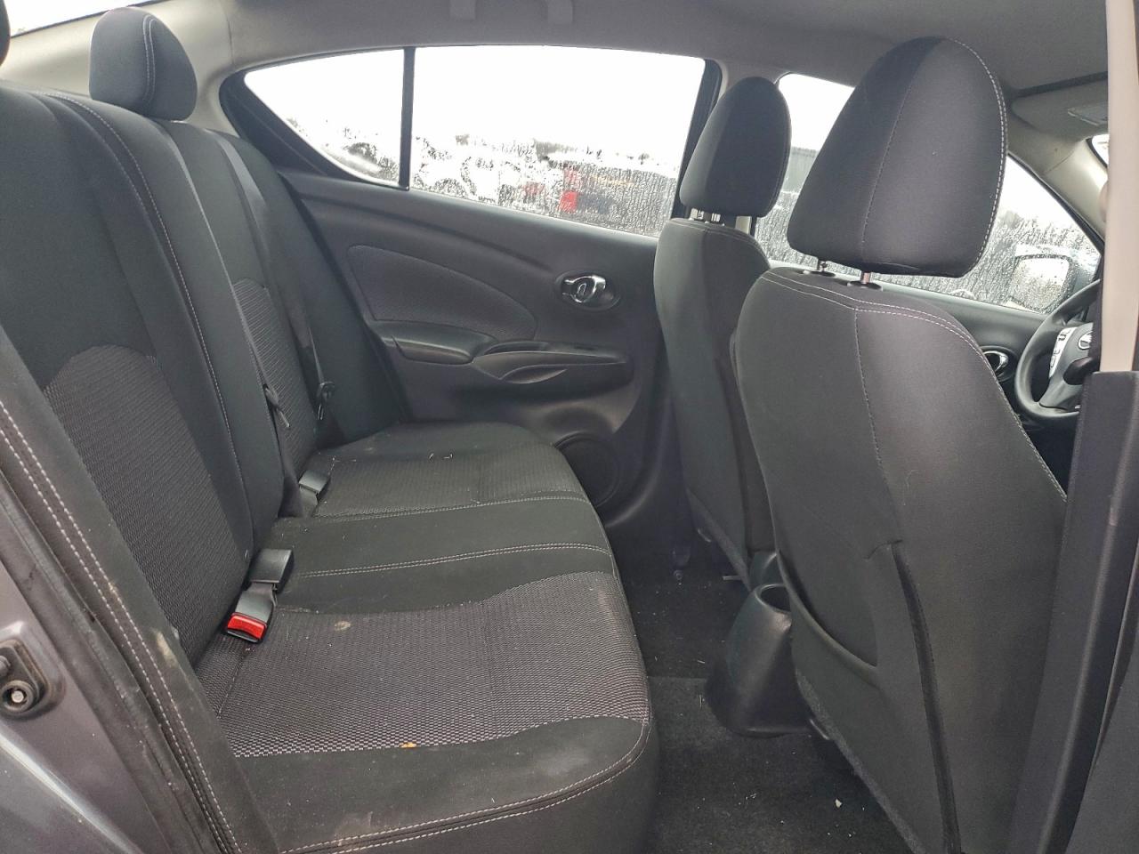 Nissan Versa S Image 10