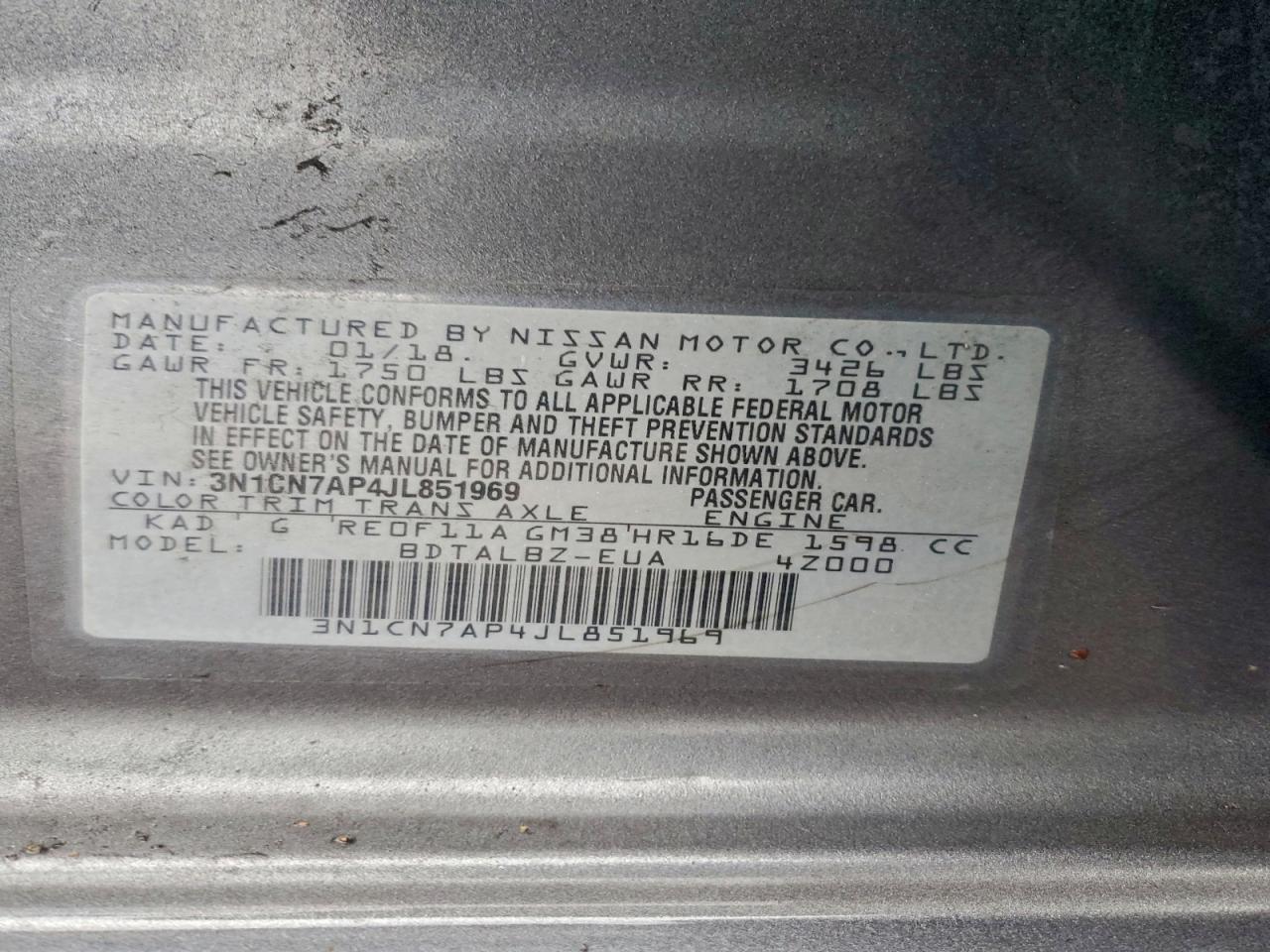 Nissan Versa S Image 11