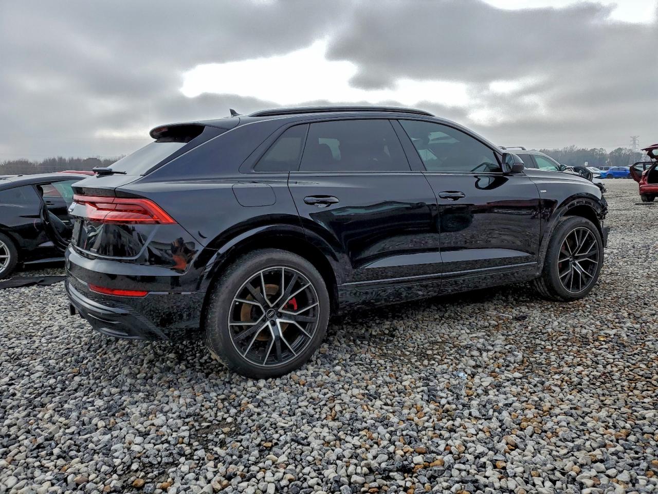 Audi Q8 Premium Plus S-line Image 3