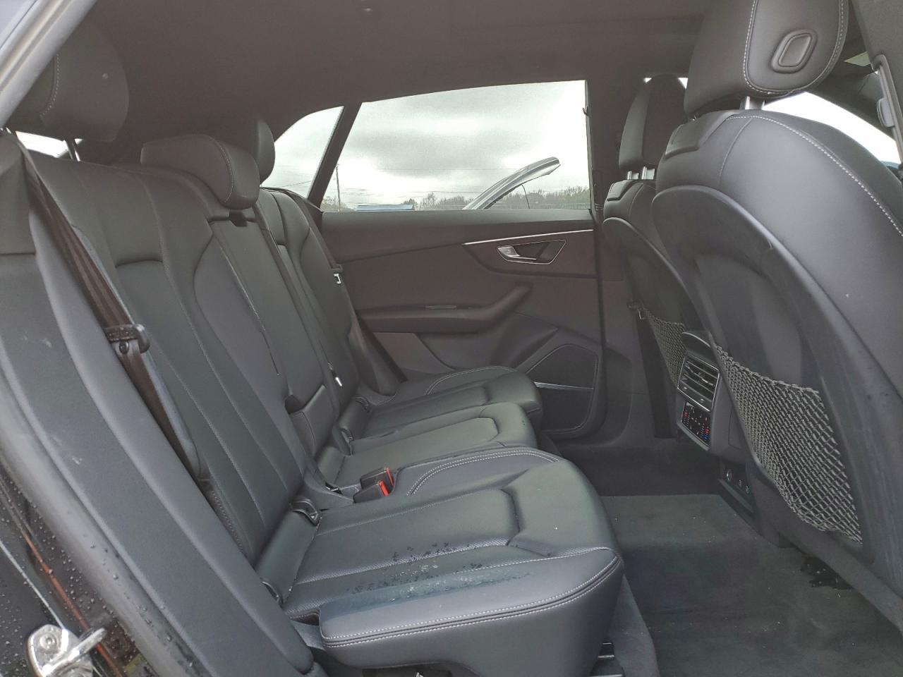 Audi Q8 Premium Plus S-line Image 6