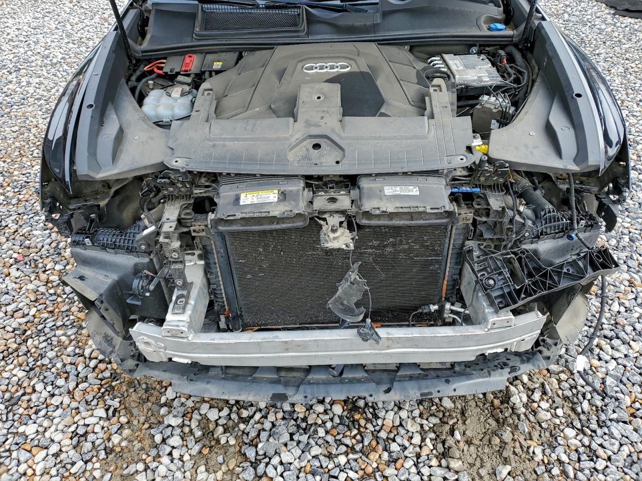 Audi Q8 Premium Plus S-line Image 12