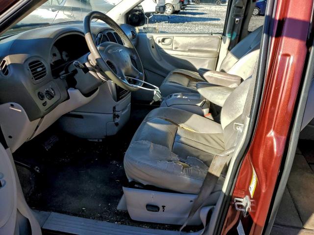 Chrysler Minivan Touring Image 7