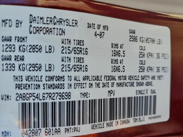 Chrysler Minivan Touring Image 11