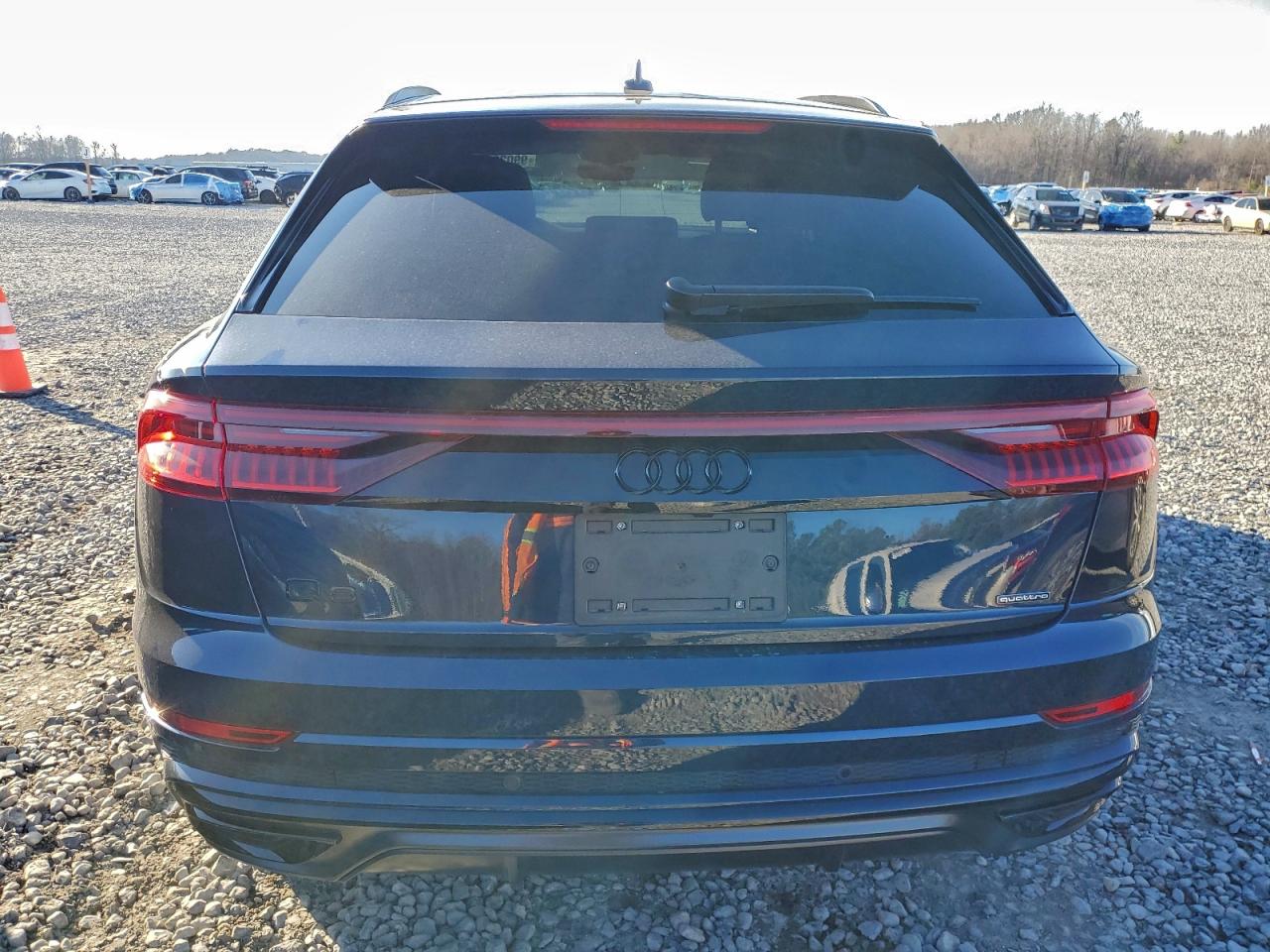 Audi Q8 Premium Plus S-line Image 7