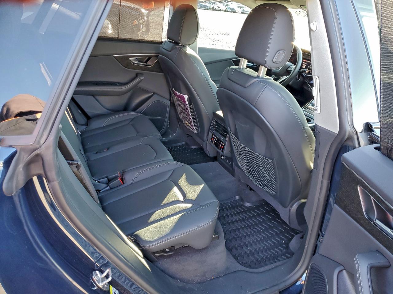 Audi Q8 Premium Plus S-line Image 12