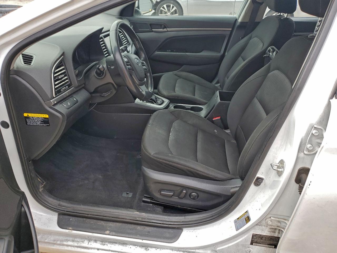 Hyundai ELANTRA Se Image 12