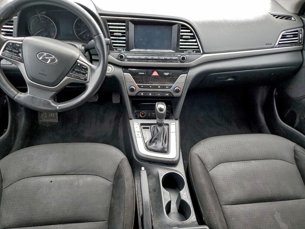 Hyundai ELANTRA Se Image 4