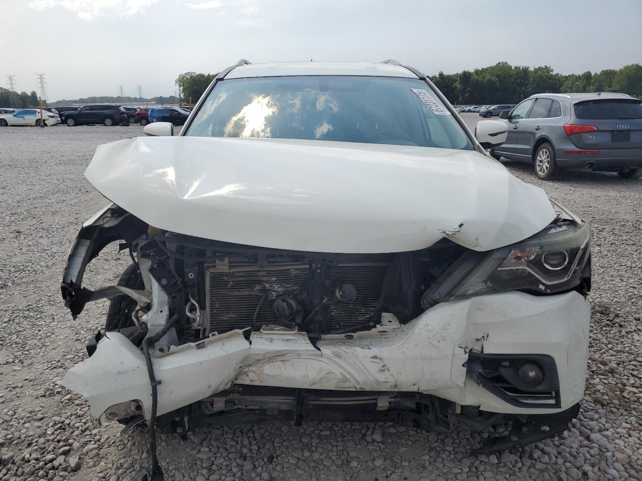 Nissan Pathfinder S Image 12