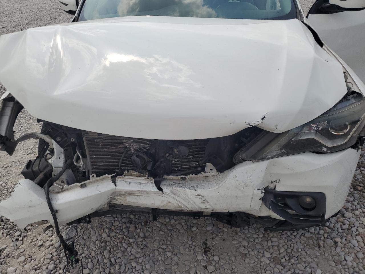 Nissan Pathfinder S Image 10