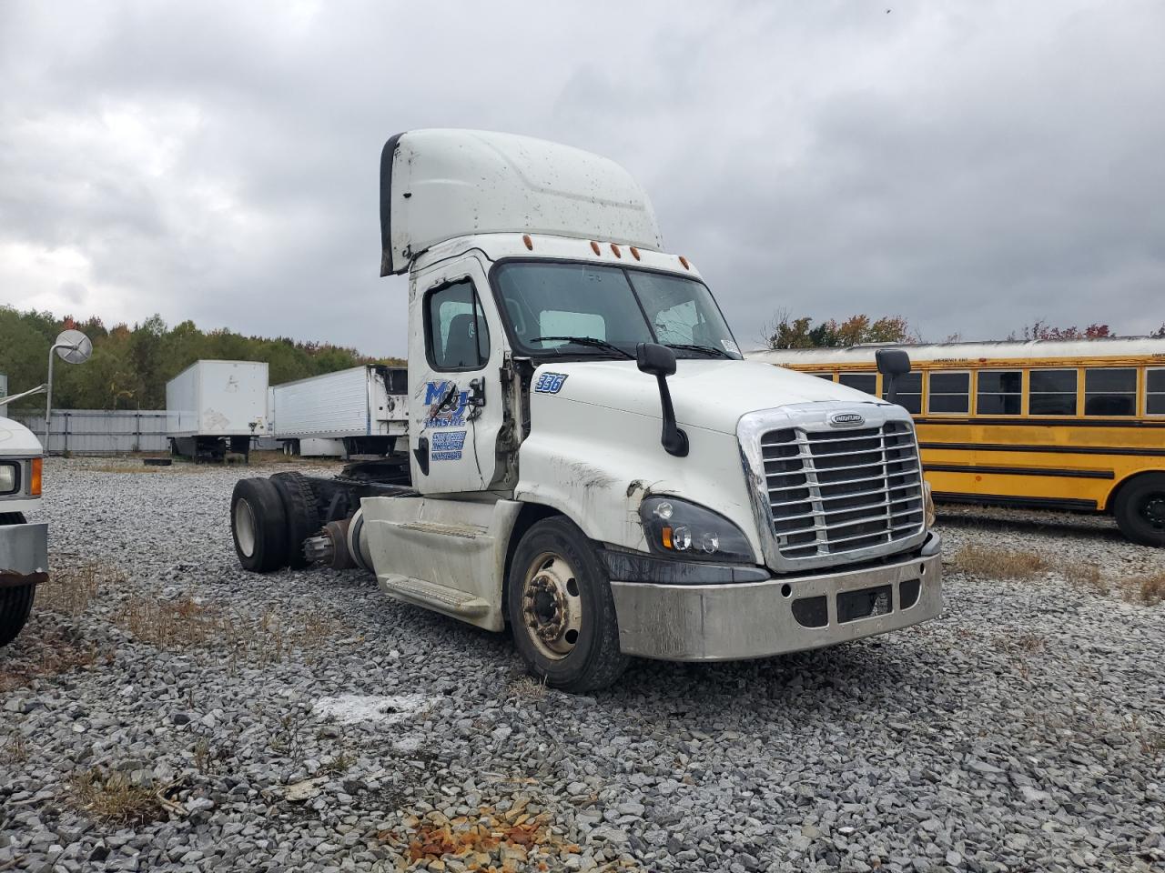 Freightliner Cascadia 1 Image 1
