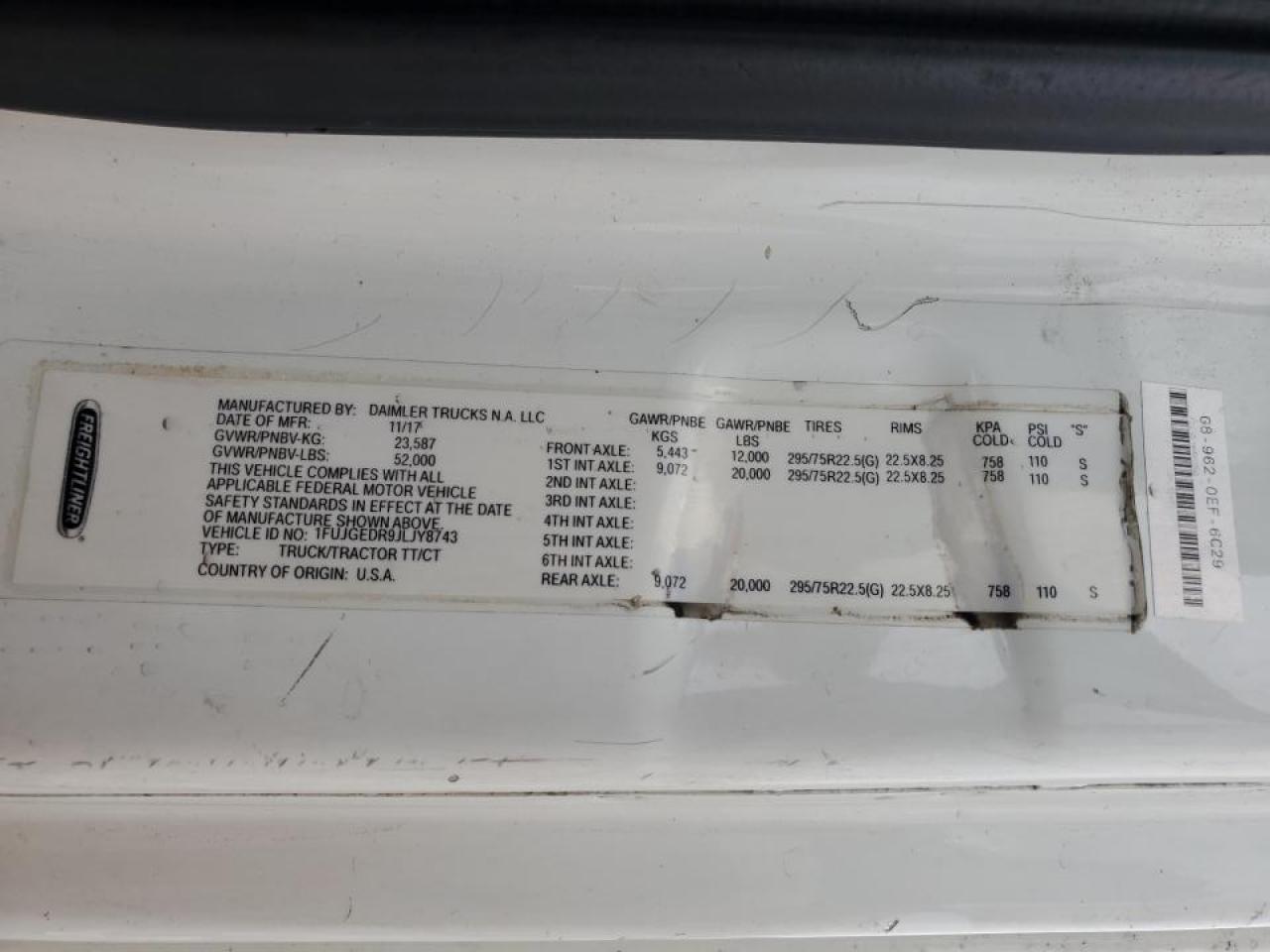 Freightliner Cascadia 1 Image 2