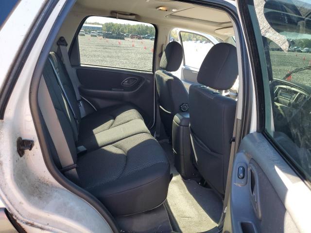 Mazda Tribute S Image 13