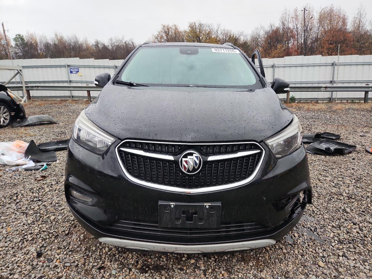 Buick Encore Sport Touring Image 7