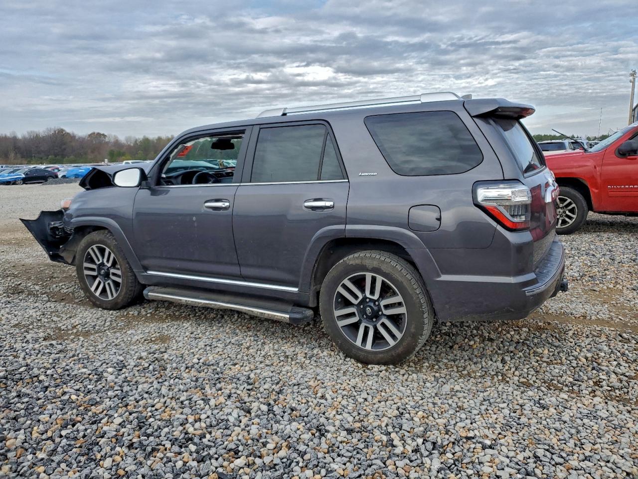 Toyota 4Runner Night Shade Image 2