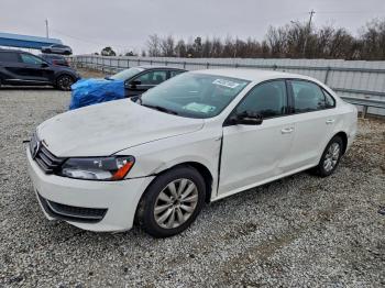  Salvage Volkswagen Passat