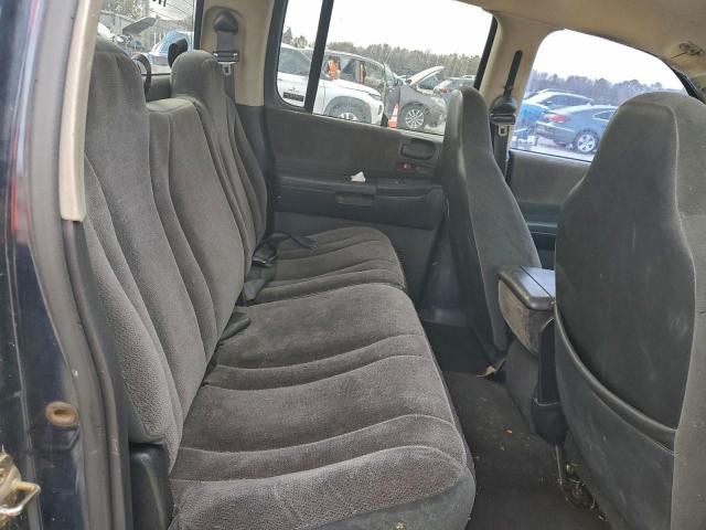 Dodge Dakota Quad Image 11