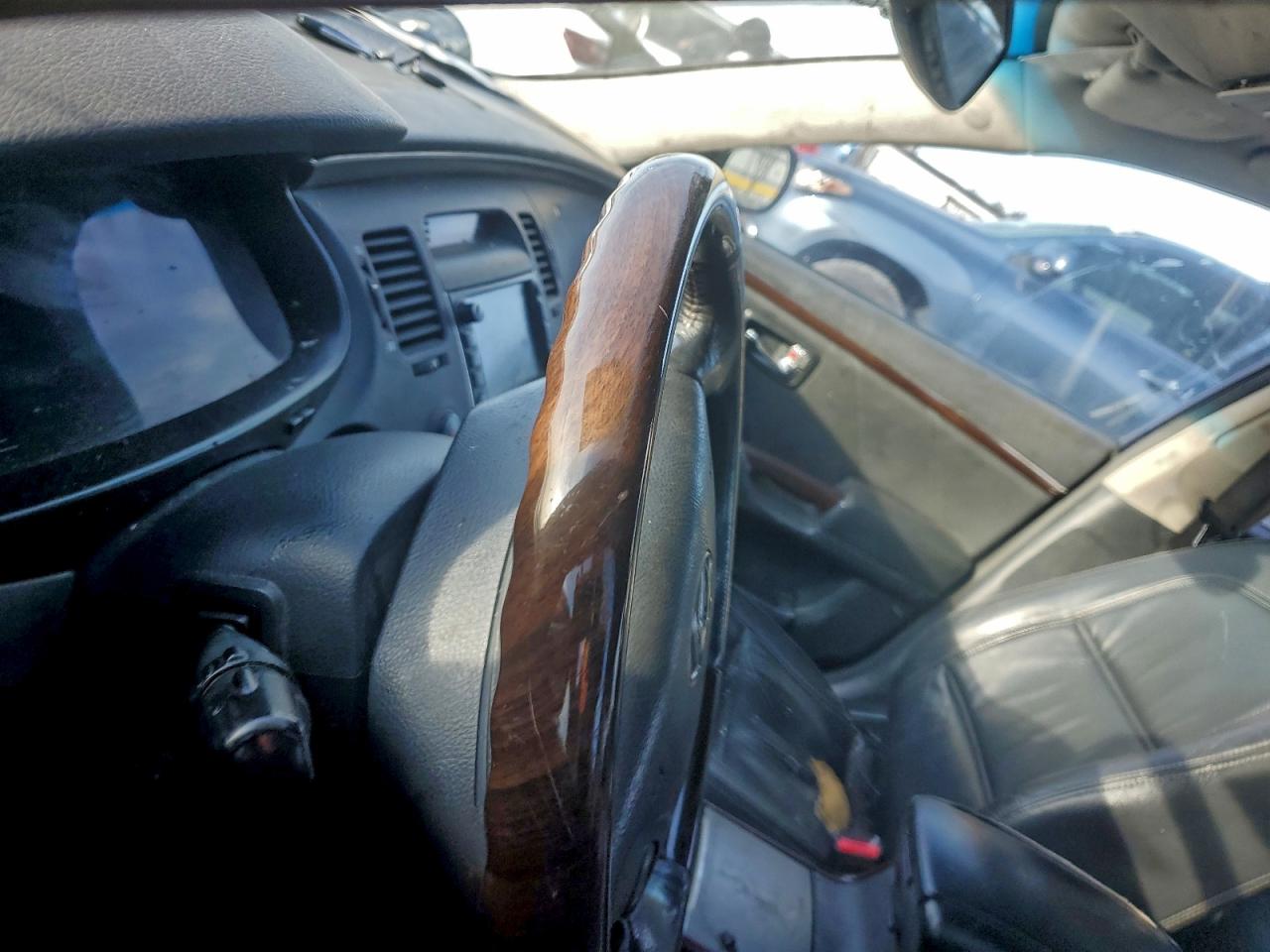 Hyundai Azera Se Image 9