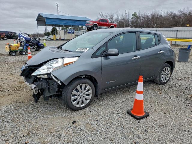  Salvage Nissan LEAF