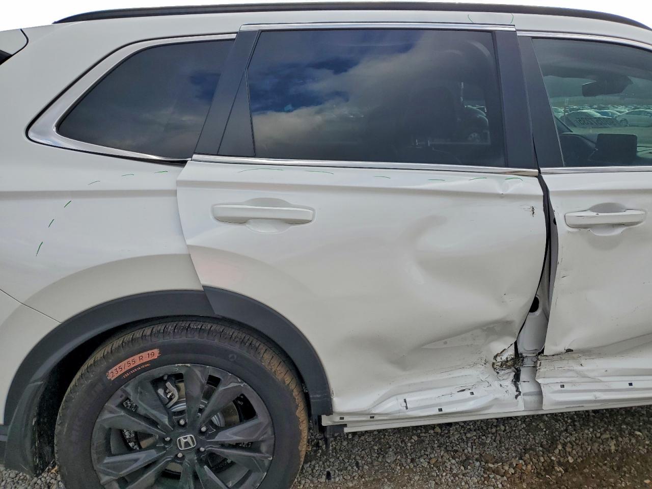 Honda Crv Sport Touring Image 5